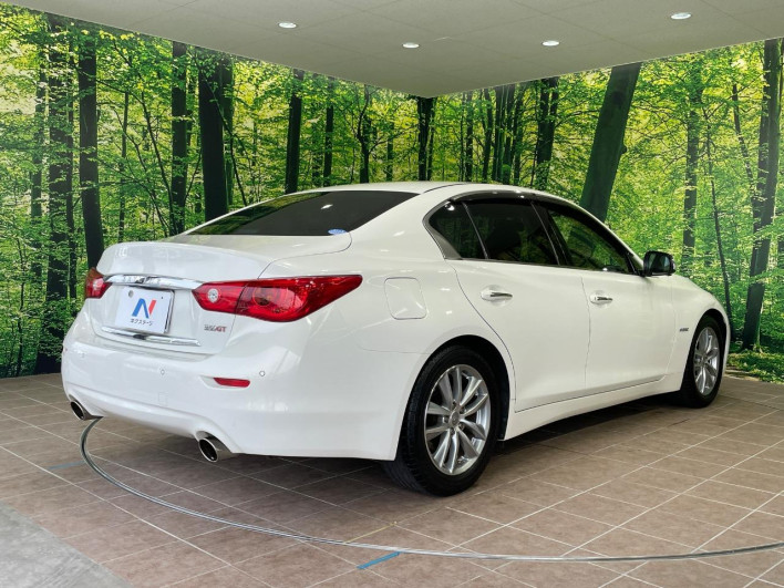 2014 Nissan Skyline DAA-HV37 (UW-69f066df3f49d)[14]