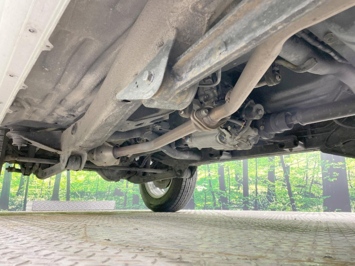 2011 Suzuki Jimny ABA-JB23W (UW-69f066df72c4c)[15]