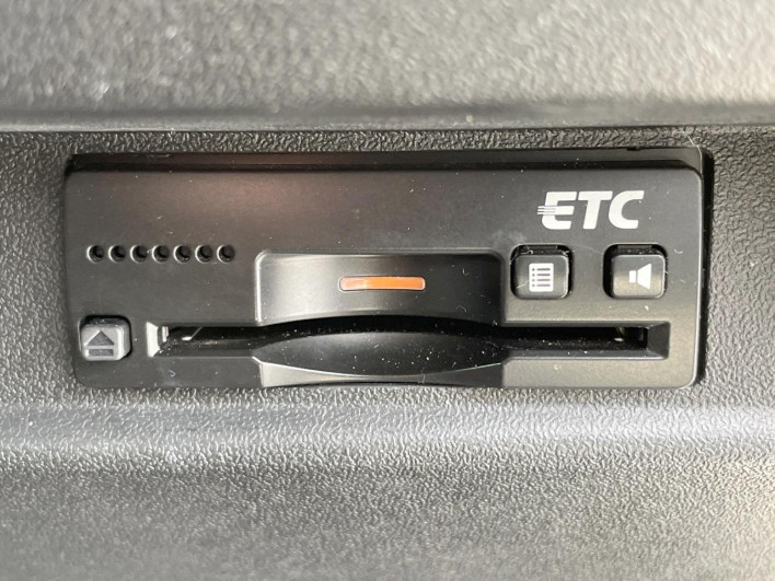 2018 Suzuki Jimny 3BA-JB64W (UW-69f066df7ea36)[20]