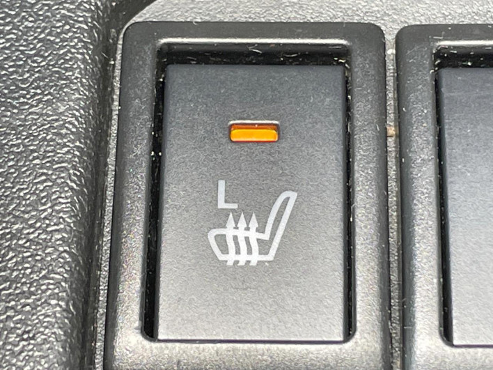 2018 Suzuki Jimny 3BA-JB64W (UW-69f066df7ea36)[23]