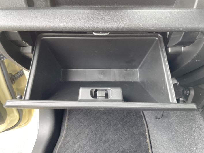 2018 Suzuki Jimny 3BA-JB64W (UW-69f066df7ea36)[5]