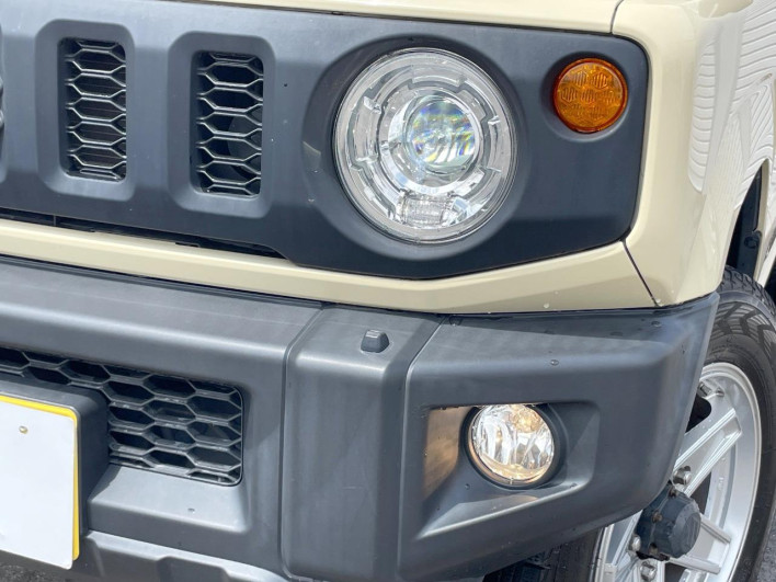 2018 Suzuki Jimny 3BA-JB64W (UW-69f066df7ea36)[11]