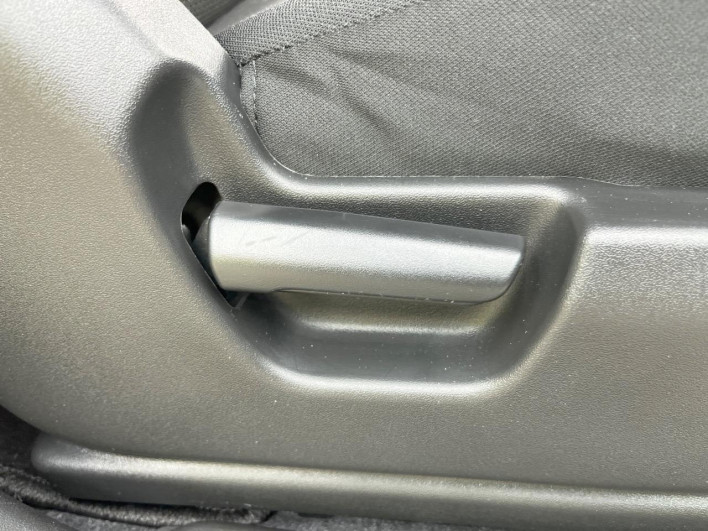 2024 Suzuki Jimny Sierra 3BA-JB74W (UW-69f066e3d5666)[17]