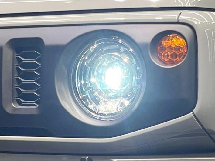 2024 Suzuki Jimny Sierra 3BA-JB74W (UW-69f066e3d5666)[10]