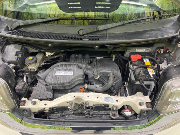 2011 Honda N-BOX CUSTOM DBA-JF1 (UW-69f066e438e29)[4]