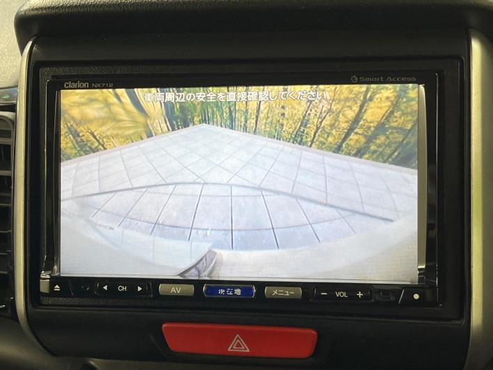 2011 Honda N-BOX CUSTOM DBA-JF1 (UW-69f066e438e29)[13]