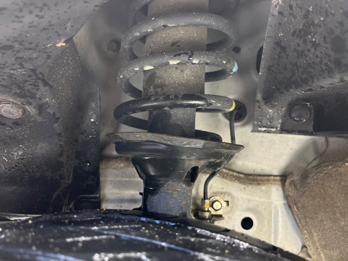 2011 Honda N-BOX CUSTOM DBA-JF1 (UW-69f066e438e29)[9]