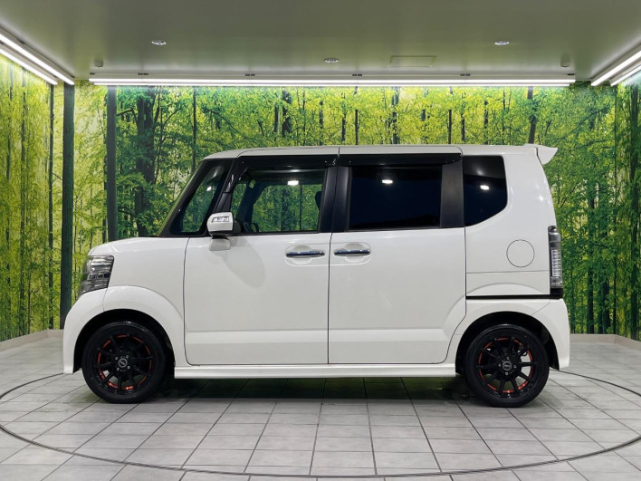 2011 Honda N-BOX CUSTOM DBA-JF1 (UW-69f066e438e29)[29]