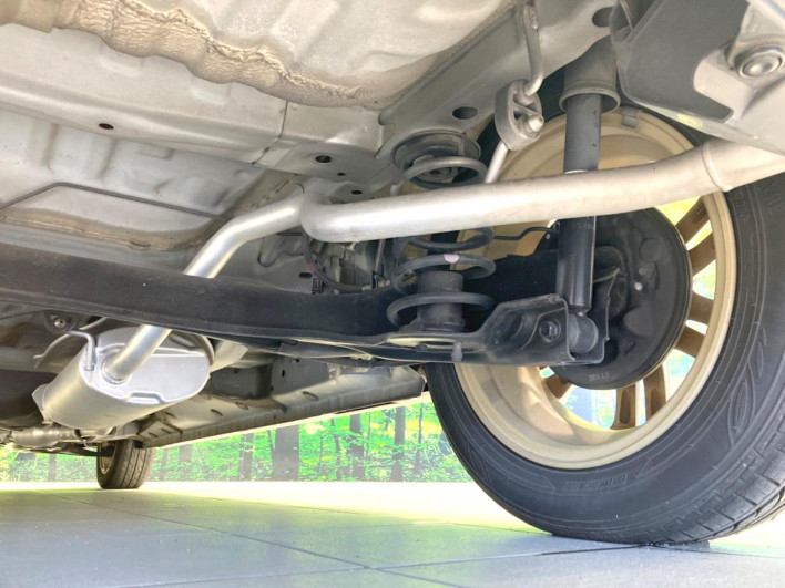 2013 Honda N-BOX CUSTOM DBA-JF1 (UW-69f066e64d7ef)[24]