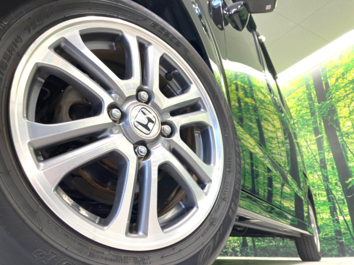 2013 Honda N-BOX CUSTOM DBA-JF1 (UW-69f066e64d7ef)[16]