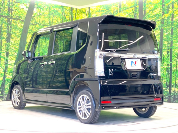 2013 Honda N-BOX CUSTOM DBA-JF1 (UW-69f066e64d7ef)[21]
