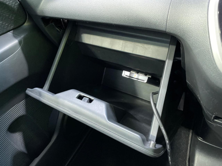 2013 Honda N-BOX CUSTOM DBA-JF1 (UW-69f066e698e02)[24]