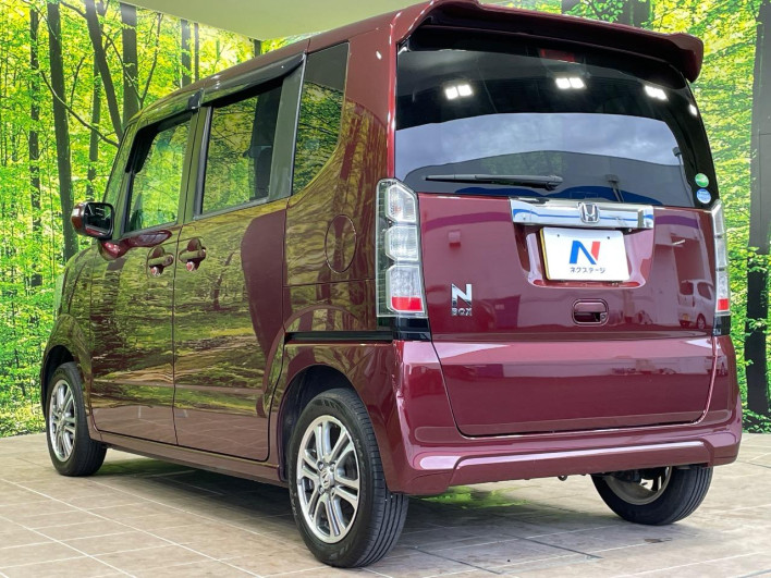 2014 Honda N-BOX DBA-JF1 (UW-69f066e8314d2)[18]