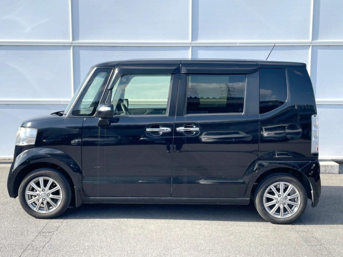 2016 Honda N-BOX DBA-JF1 (UW-69f066e8d8ea8)[11]