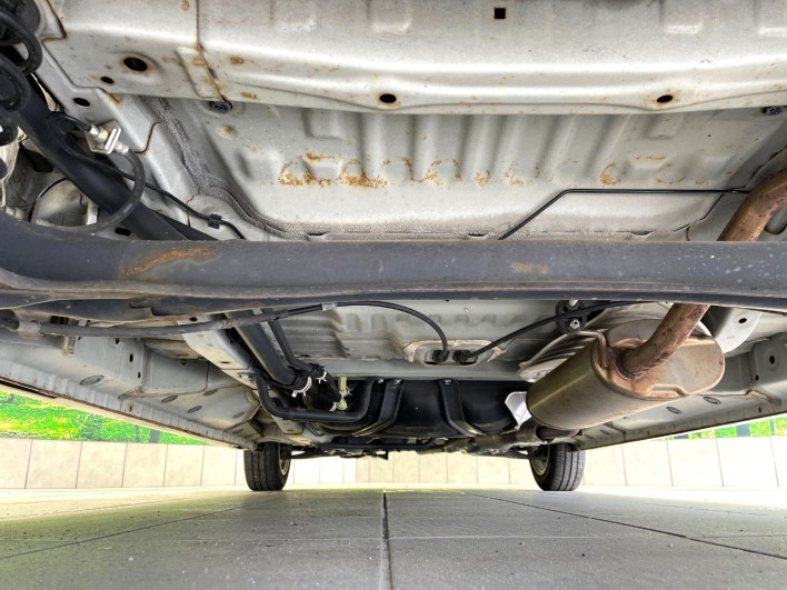 2017 Honda N-BOX CUSTOM DBA-JF1 (UW-69f066ea05cfe)[8]