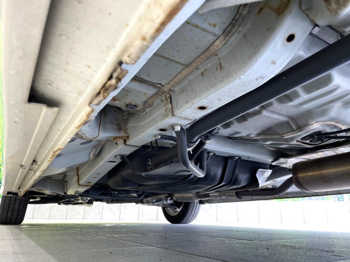 2017 Honda N-BOX CUSTOM DBA-JF1 (UW-69f066ea05cfe)[11]