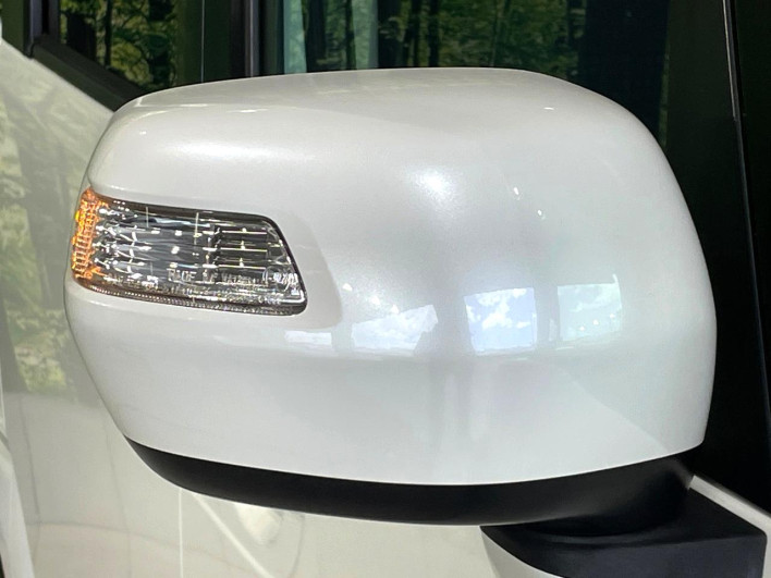 2017 Honda N-BOX CUSTOM DBA-JF1 (UW-69f066ea05cfe)[26]