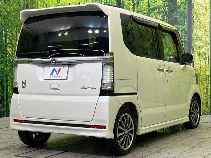2014 Honda N-BOX CUSTOM DBA-JF1 (UW-69f066ea47fbb)[11]