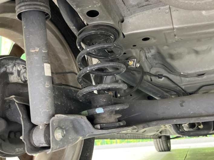 2015 Honda N-BOX CUSTOM DBA-JF1 (UW-69f066ea4b770)[19]