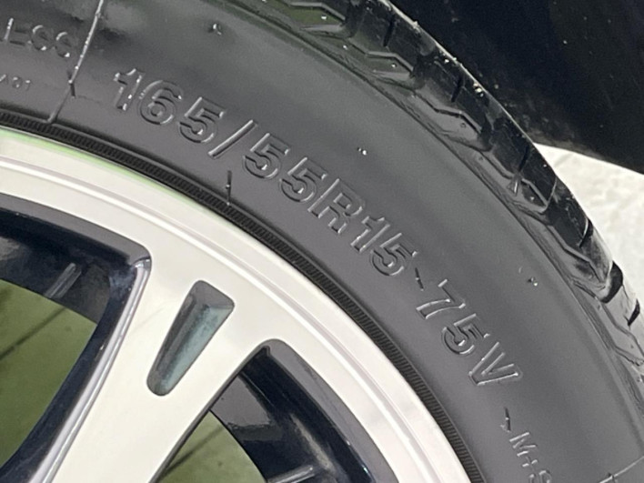 2015 Honda N-BOX CUSTOM DBA-JF1 (UW-69f066ea4b770)[11]