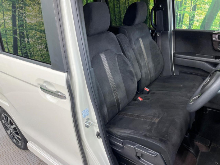 2018 Honda N-BOX CUSTOM DBA-JF3 (UW-69f066ec2a110)[24]