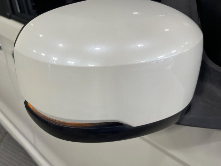 2018 Honda N-BOX CUSTOM DBA-JF3 (UW-69f066ec2a110)[17]