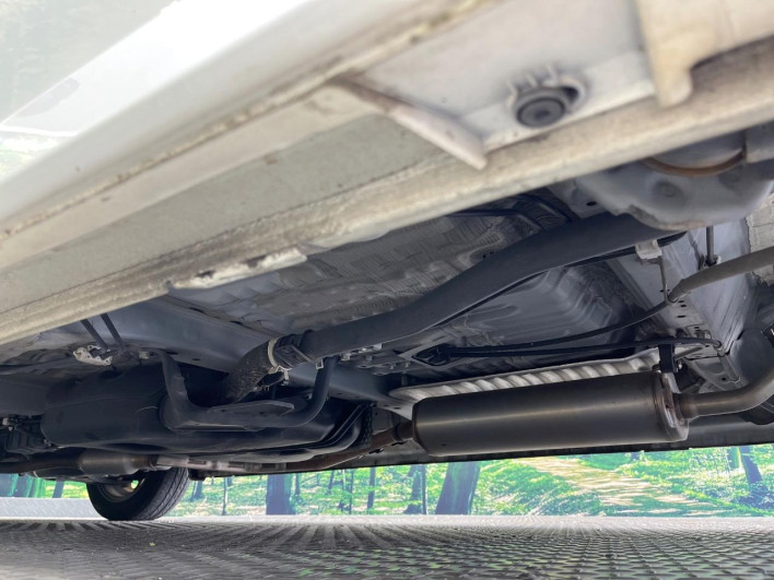 2018 Honda N-BOX CUSTOM DBA-JF3 (UW-69f066ec2a110)[10]