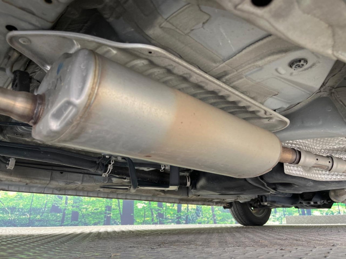 2018 Honda N-BOX CUSTOM DBA-JF3 (UW-69f066ec2a110)[11]