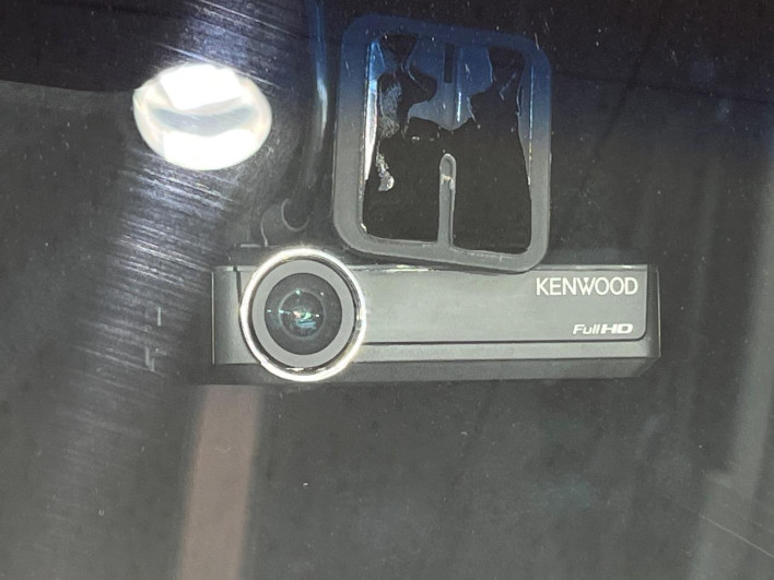 2018 Honda N-BOX CUSTOM DBA-JF3 (UW-69f066ec2a110)[15]