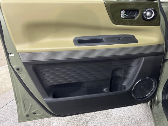 2018 Honda N-BOX Slash DBA-JF2 (UW-69f066ec33519)[25]