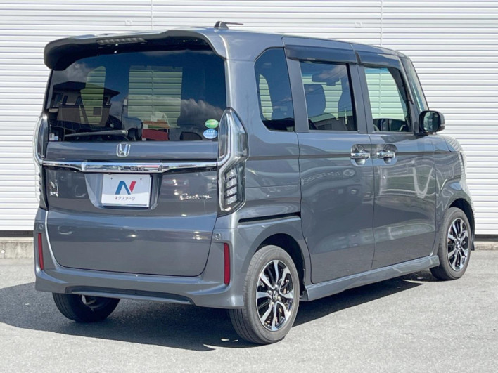 2018 Honda N-BOX CUSTOM DBA-JF3 (UW-69f066ed1e57c)[0]