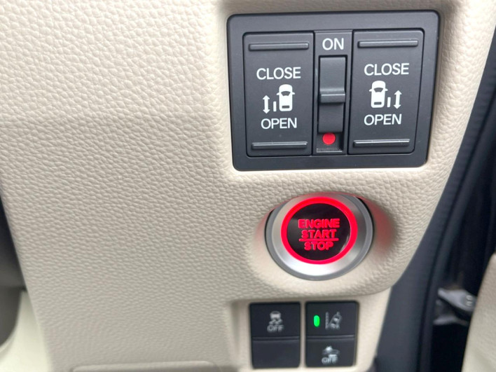 2019 Honda N-BOX DBA-JF3 (UW-69f066ed908e0)[29]