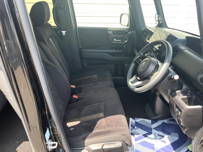 2019 Honda N-BOX CUSTOM DBA-JF3 (UW-69f066ee0ad11)[16]