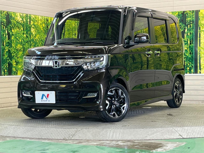 2017 Honda N-BOX CUSTOM DBA-JF3 (UW-69f066f027881)[0]