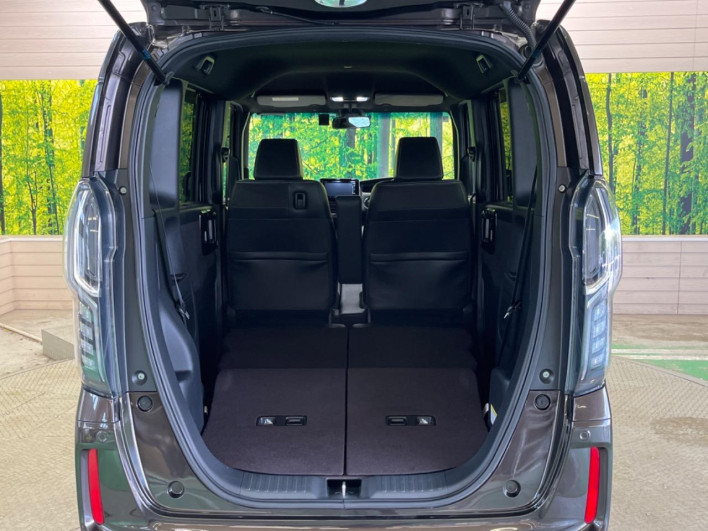 2017 Honda N-BOX CUSTOM DBA-JF3 (UW-69f066f027881)[14]