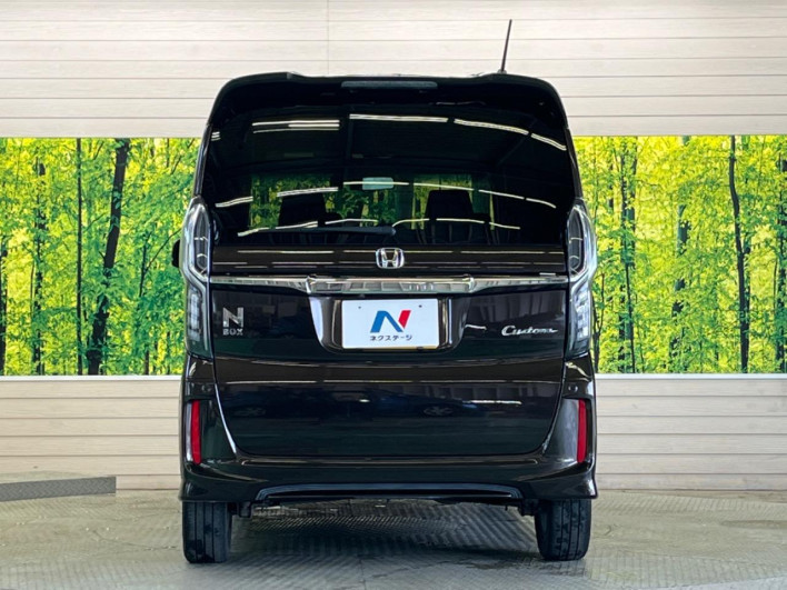 2017 Honda N-BOX CUSTOM DBA-JF3 (UW-69f066f027881)[5]