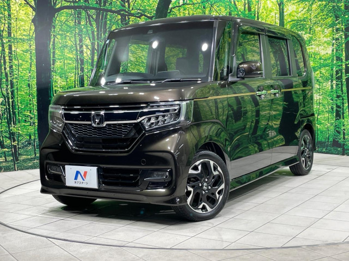 2017 Honda N-BOX CUSTOM DBA-JF3 (UW-69f066f031356)[0]