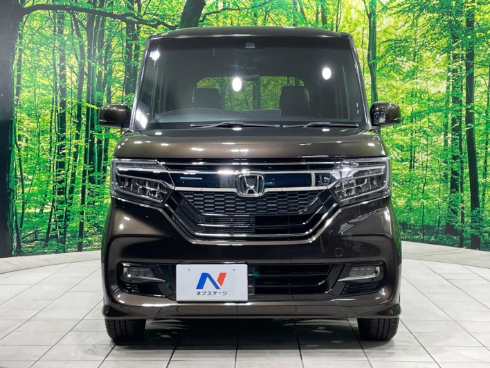 2017 Honda N-BOX CUSTOM DBA-JF3 (UW-69f066f031356)[7]