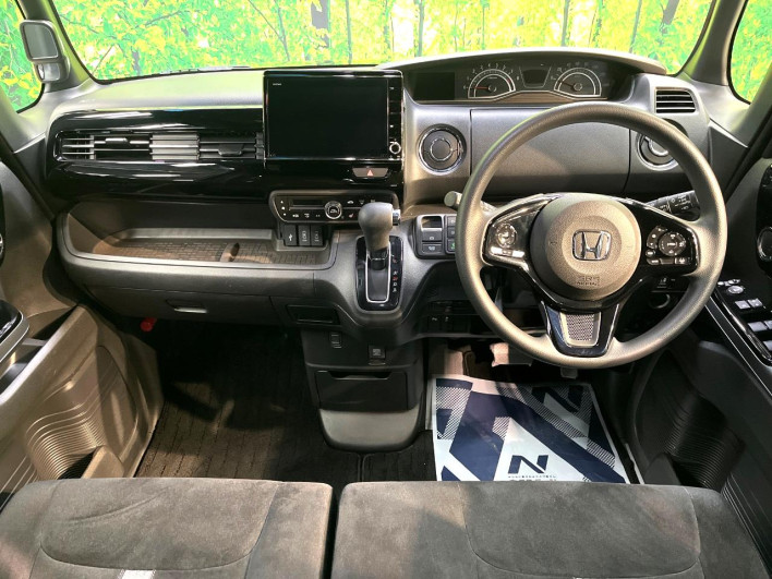 2022 Honda N-BOX CUSTOM 6BA-JF3 (UW-69f066f2700e4)[16]