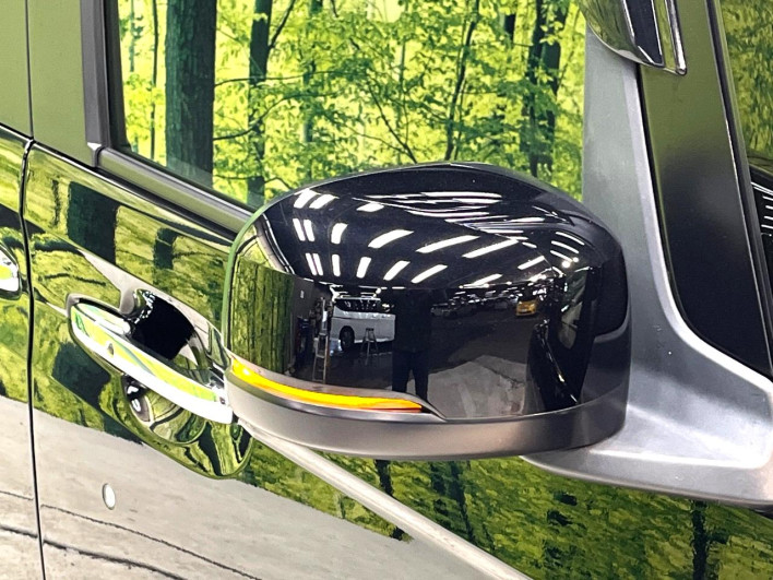 2022 Honda N-BOX CUSTOM 6BA-JF3 (UW-69f066f2700e4)[28]