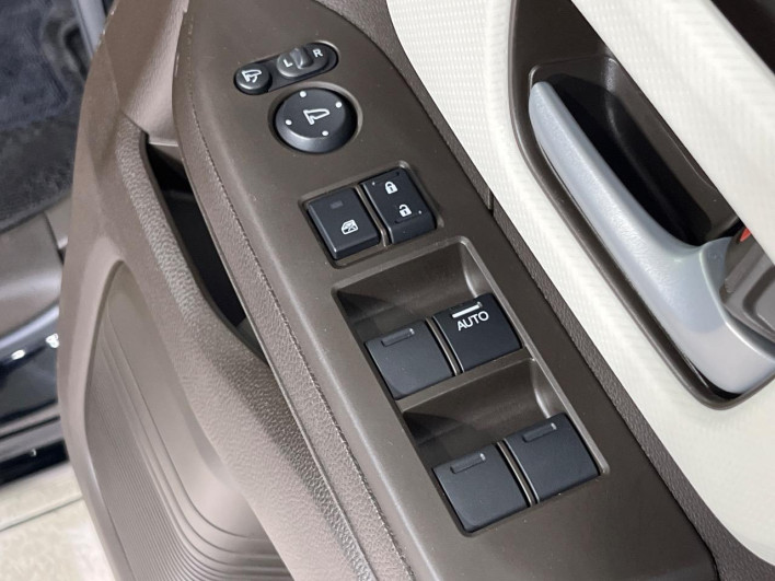 2023 Honda N-BOX 6BA-JF4 (UW-69f066f39adba)[13]