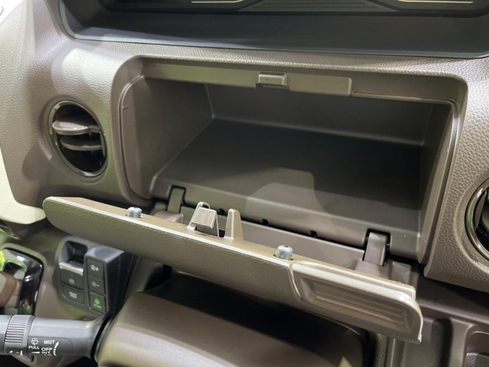 2023 Honda N-BOX 6BA-JF4 (UW-69f066f3a8967)[12]