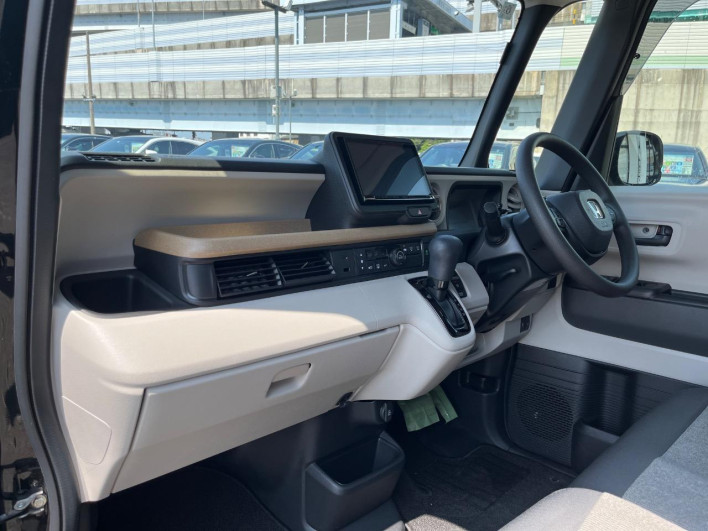 2024 Honda N-BOX 6BA-JF5 (UW-69f066f47434f)[19]