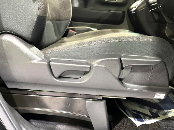 2024 Honda N-BOX CUSTOM 6BA-JF5 (UW-69f066f53e3d7)[13]