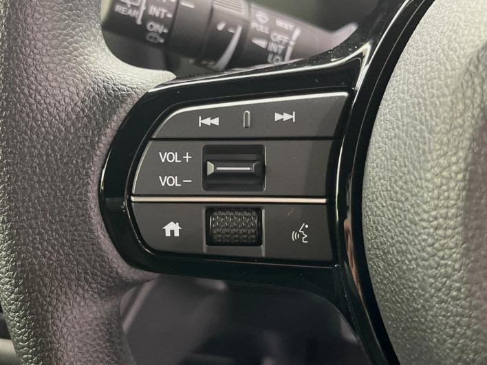 2025 Honda N-BOX CUSTOM 6BA-JF5 (UW-69f066f58c8dc)[28]