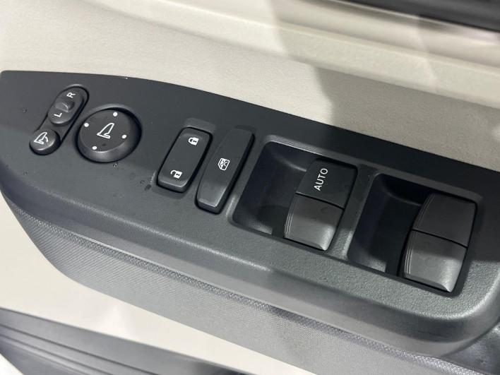 2025 Honda N-BOX 6BA-JF5 (UW-69f066f6861b0)[16]