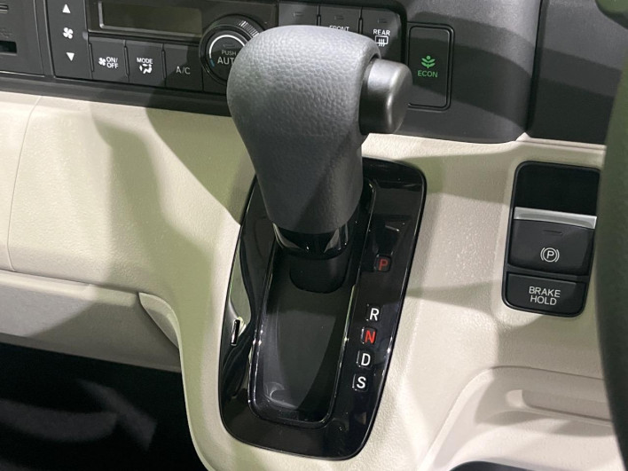 2025 Honda N-BOX 6BA-JF5 (UW-69f066f6861b0)[24]