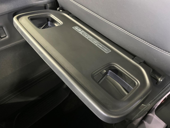 2025 Honda N-BOX CUSTOM 6BA-JF5 (UW-69f066f86b64d)[28]