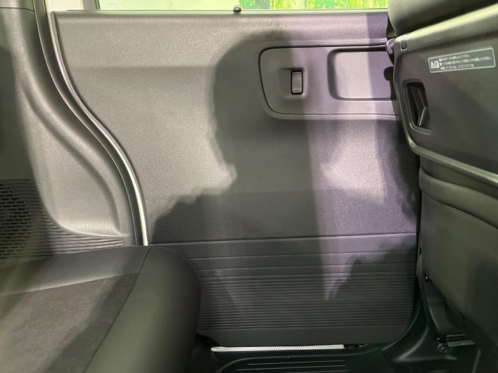 2024 Honda N-BOX CUSTOM 6BA-JF6 (UW-69f066fa3ce80)[25]