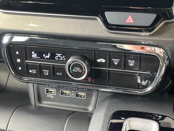 2021 Honda N-WGN Custom 6BA-JH3 (UW-69f066fe47270)[27]